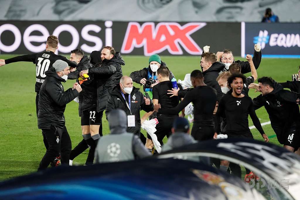 何取得惊人 何取得惊人